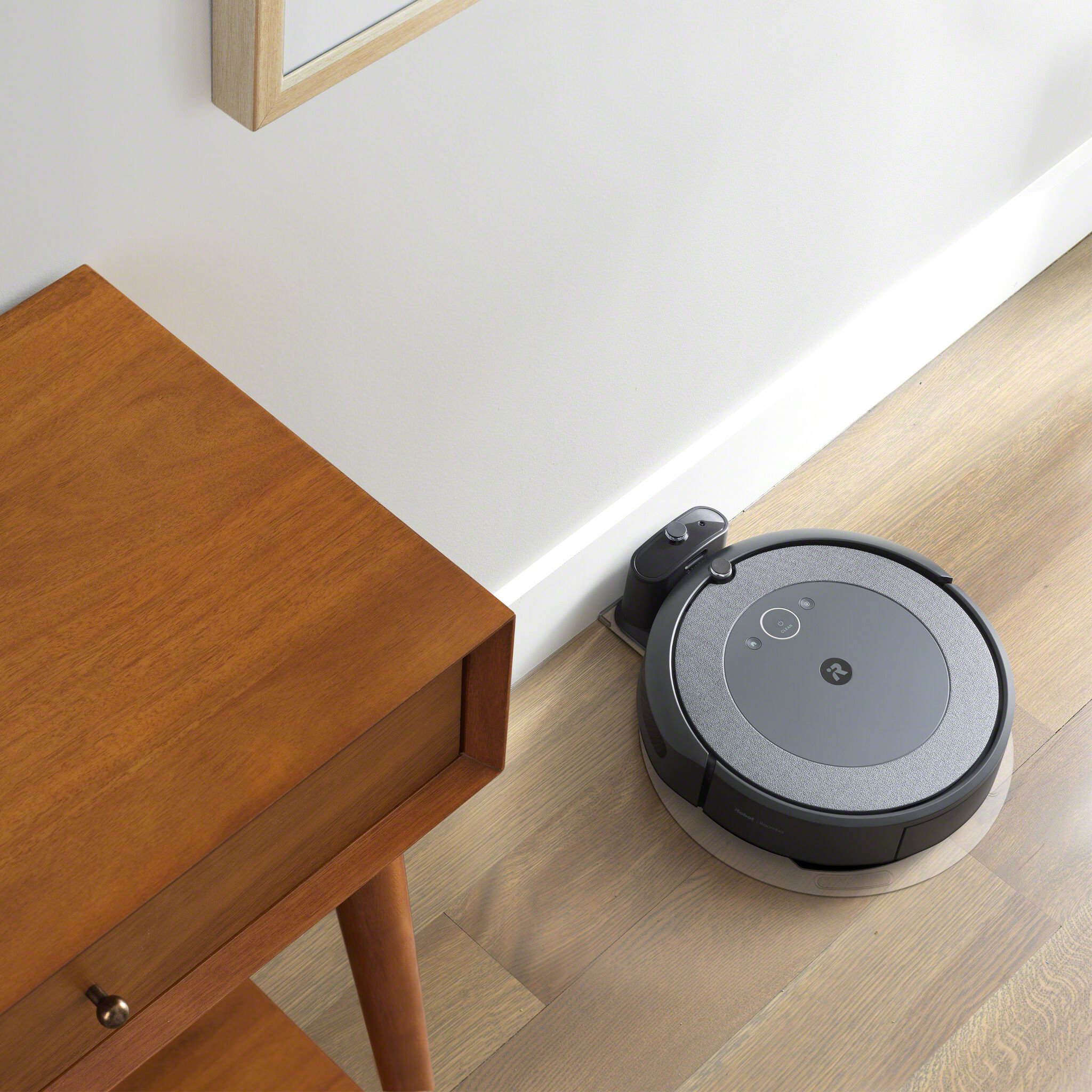 Roomba Combo i5 Robot Vacuum and Mop iRobot